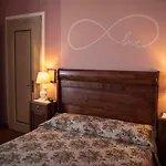 Schindler Aparthotel