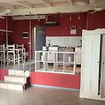 Schindler Aparthotel 3*