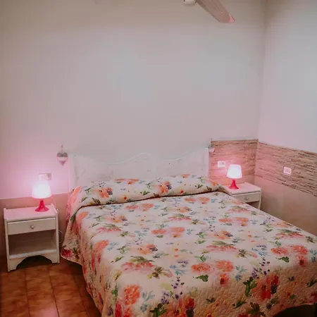 Schindler Aparthotel 2*